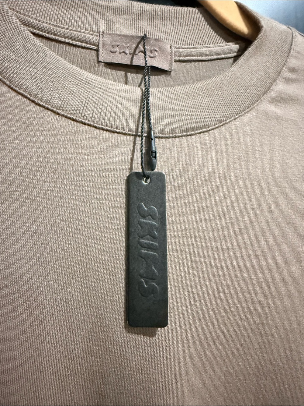 NWT Umber Boyfriend long sleeve t-shirt - Picture 3 of 6
